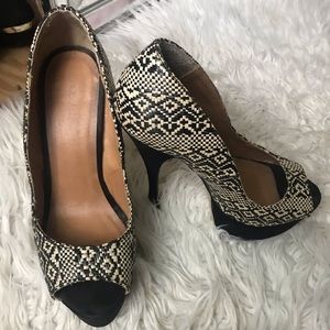 Shoe Dazzle Heels